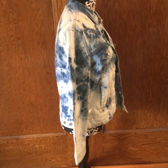 Levi’s Ex-Boyfriend Trucker Jean Jacket Tie Dye M NWT - Picture 6 of 10